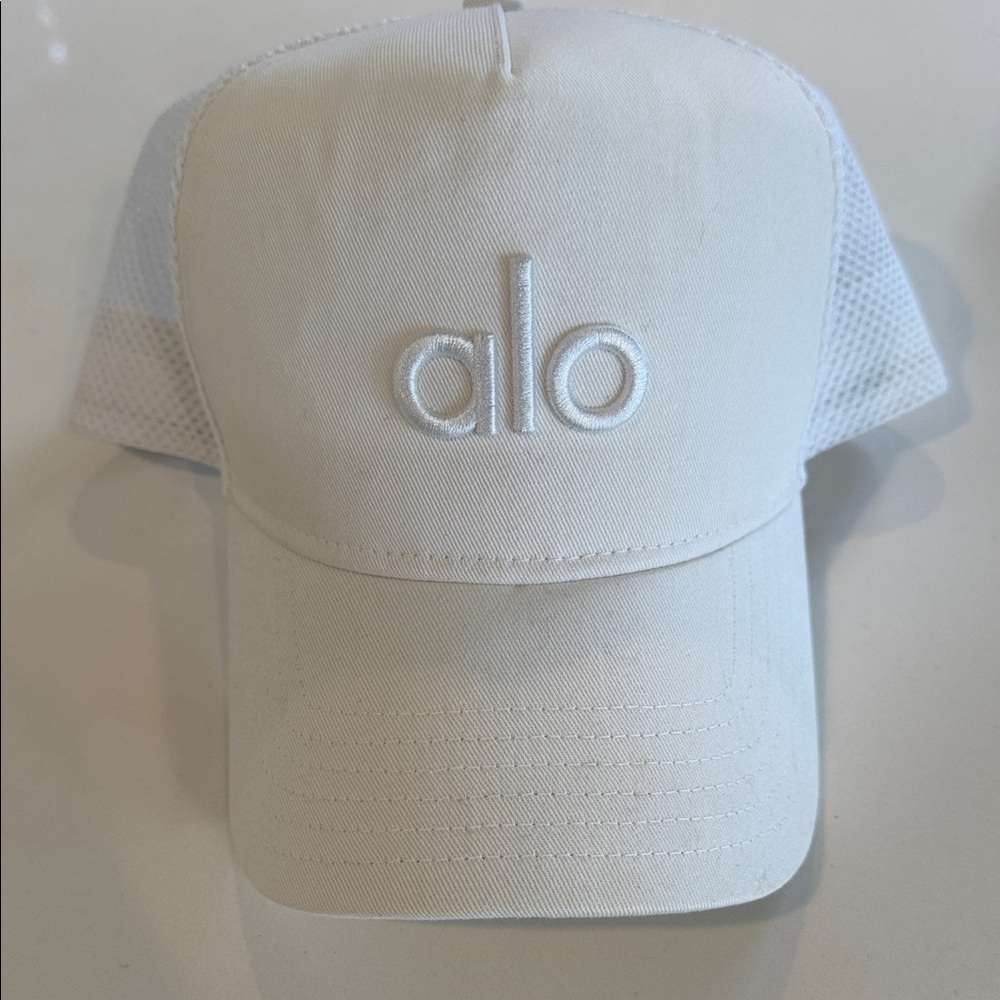 Alo White Mesh-Back Baseball Cap - Picture 2 of 6